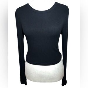 Long sleeve crop top